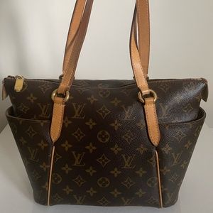 Louis Vuitton Monogram Totally Pm - image 1